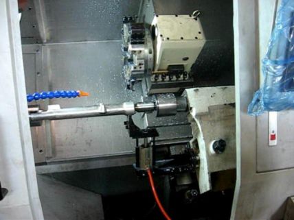 摩托车减震器加工